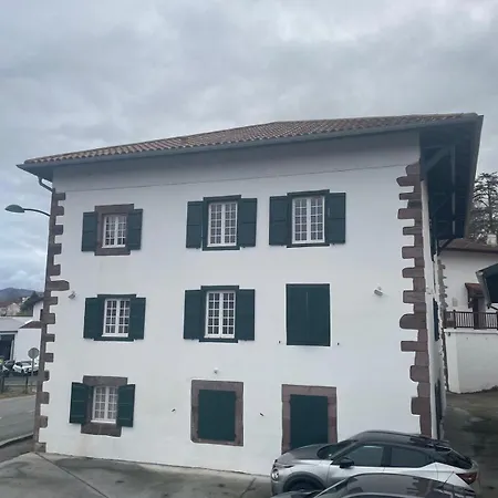 Appartamento Compostelle Chemin Garazi Uhart-Cize